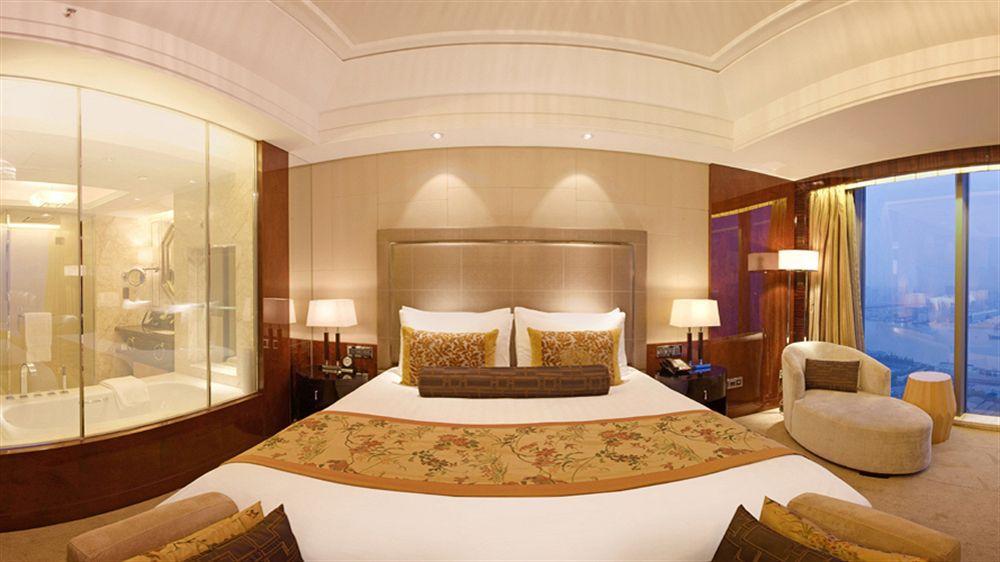 Wyndham Grand Plaza Royale Oriental Shanghai Exterior foto