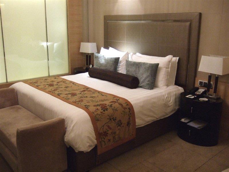 Wyndham Grand Plaza Royale Oriental Shanghai Exterior foto