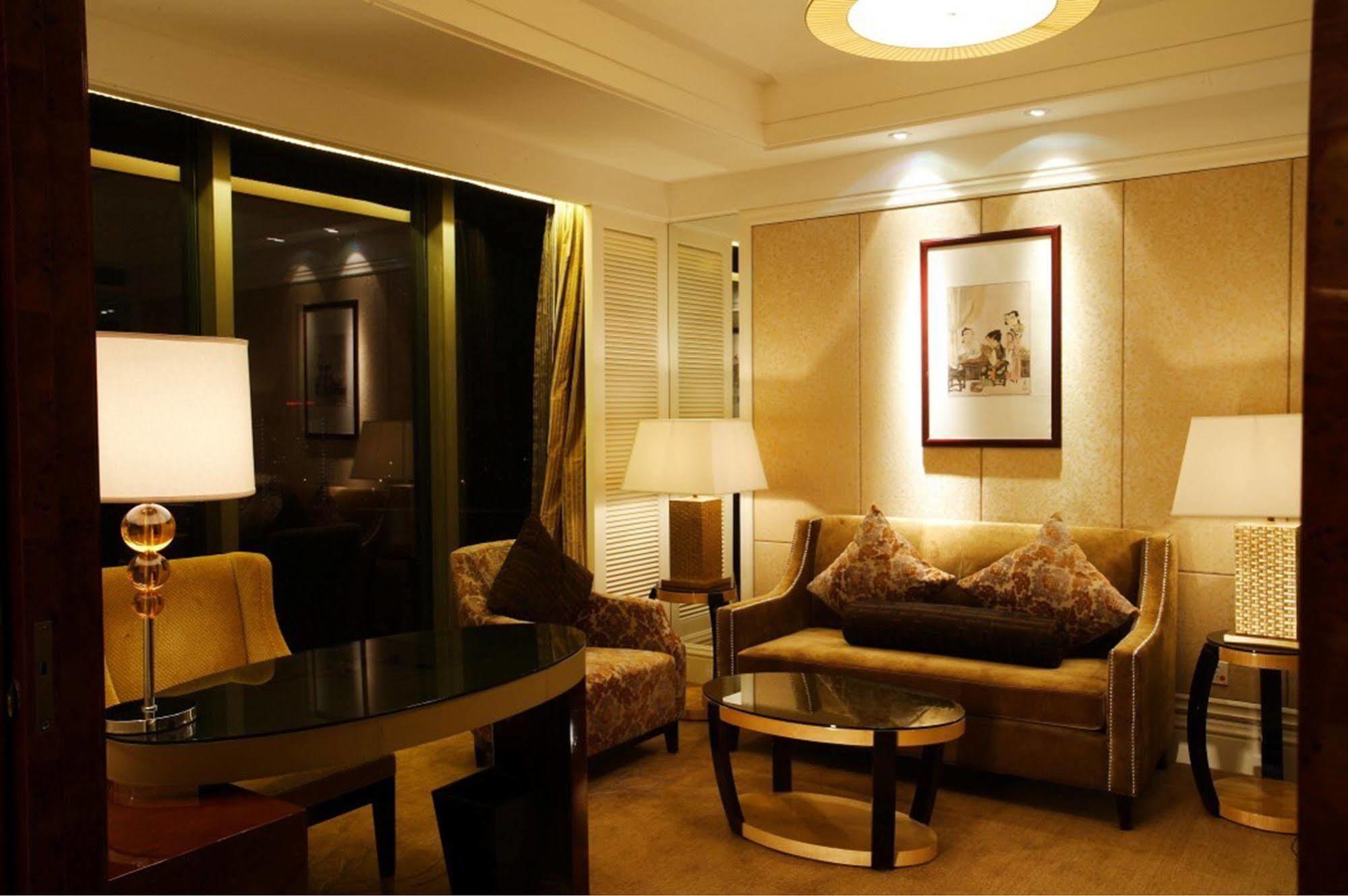 Wyndham Grand Plaza Royale Oriental Shanghai Exterior foto